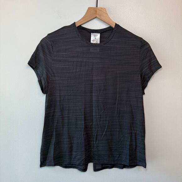 Reebok Women's Workout Ready Activchill Tee T-shirt Black Size Medium NWT - Picture 1 of 6